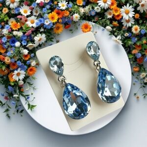 Swarovski Elements Blue Crystal drop earrings prom wedding 🆕